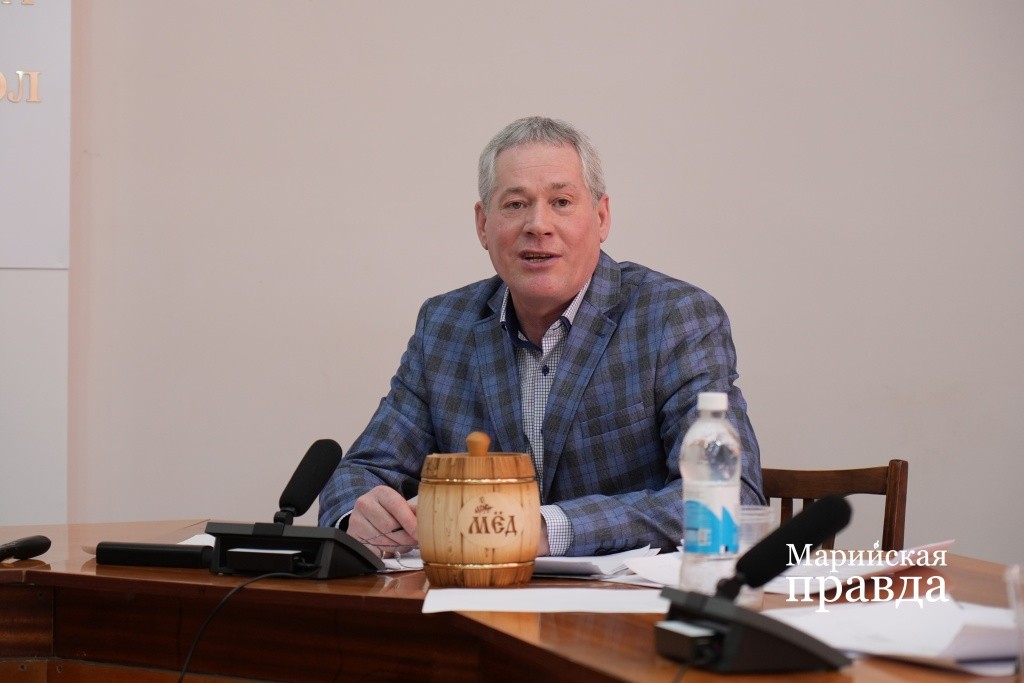 Павел Свинин вновь избран председателем общества пчеловодов 1.jpg Павел Свинин вновь избран председателем общества пчеловодов 1.jpg