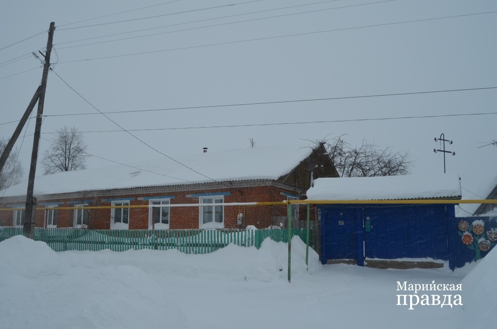 В этом доме живет большая семья Токсыбаевых. В этом доме живет большая семья Токсыбаевых..jpg